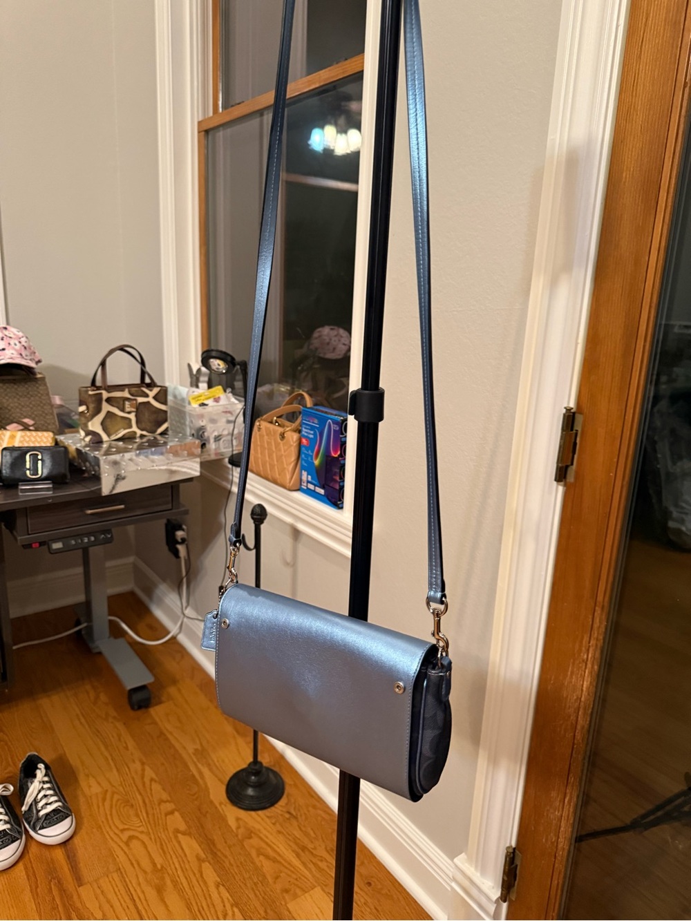 Coach Reversible - Picture 4 of 11
